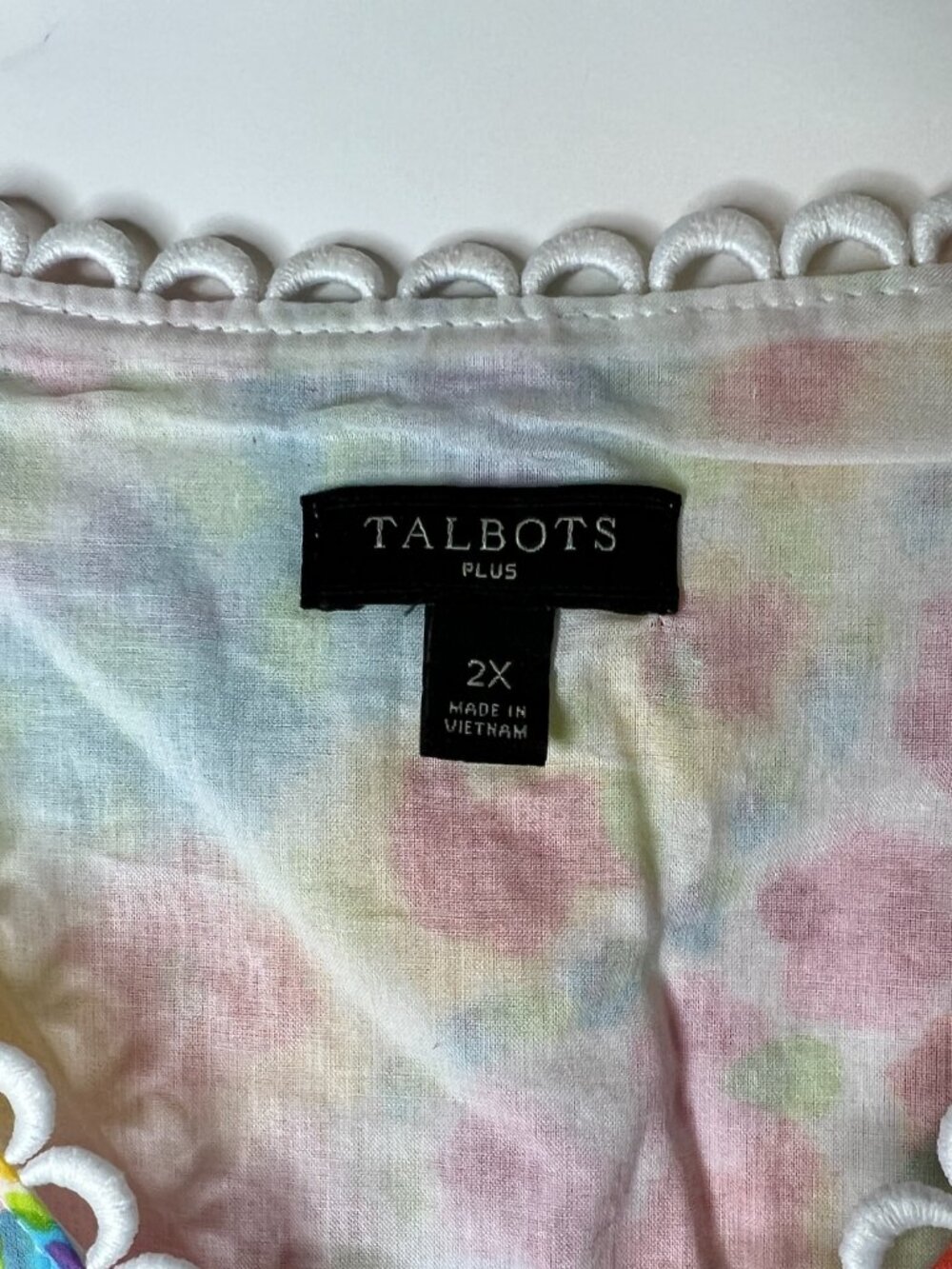 Talbots Women's Size 2X Vibrant Colorful Floral Top Cotton Lined Scalloped Trim - Picture 3 of 6